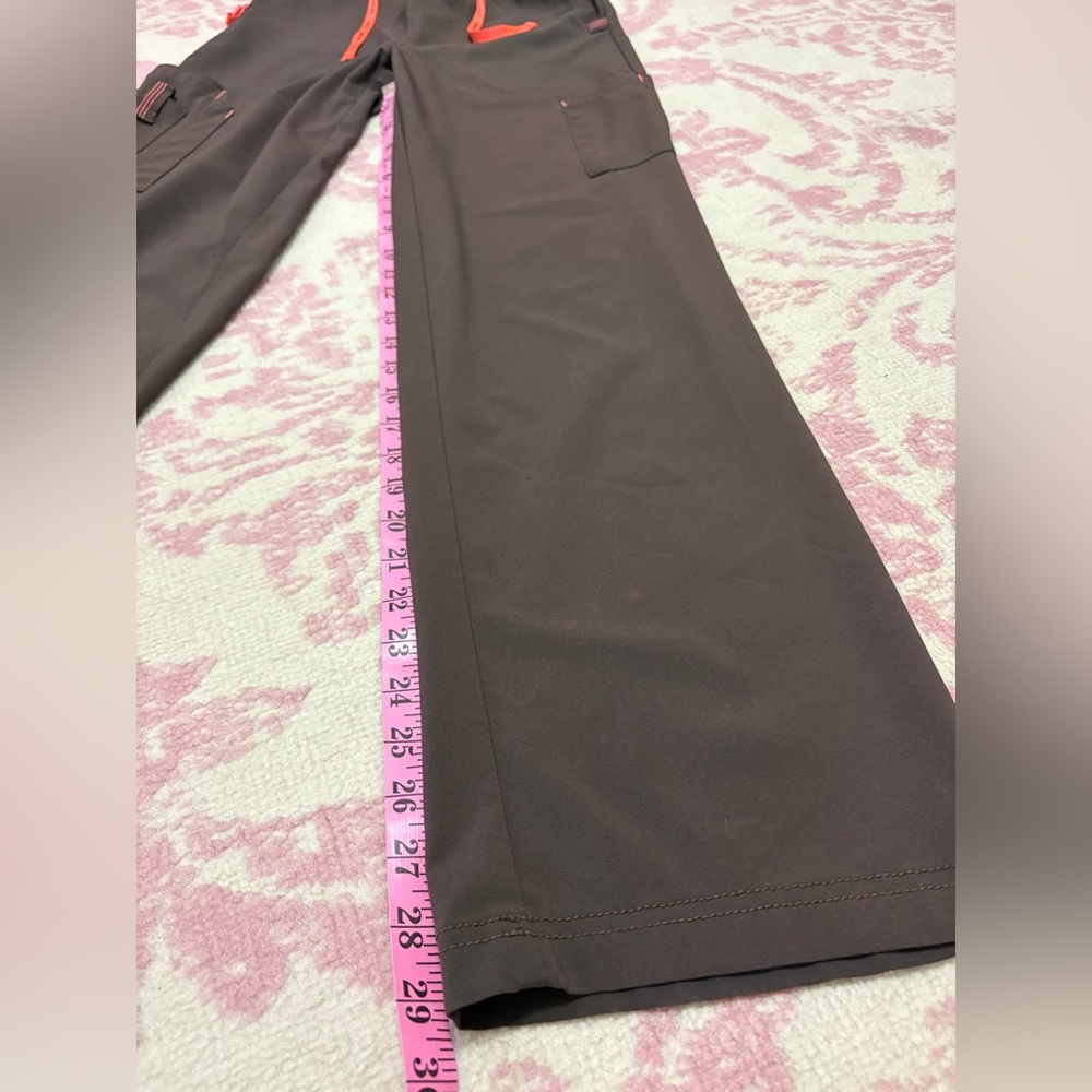 Carhartt Force Dark Brown Cargo Scrub Pants with Bright Orange Drawstring XS - Picture 9 of 11